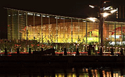 廣州良業(yè)照明工程 照亮城市的藝術(shù)與科技